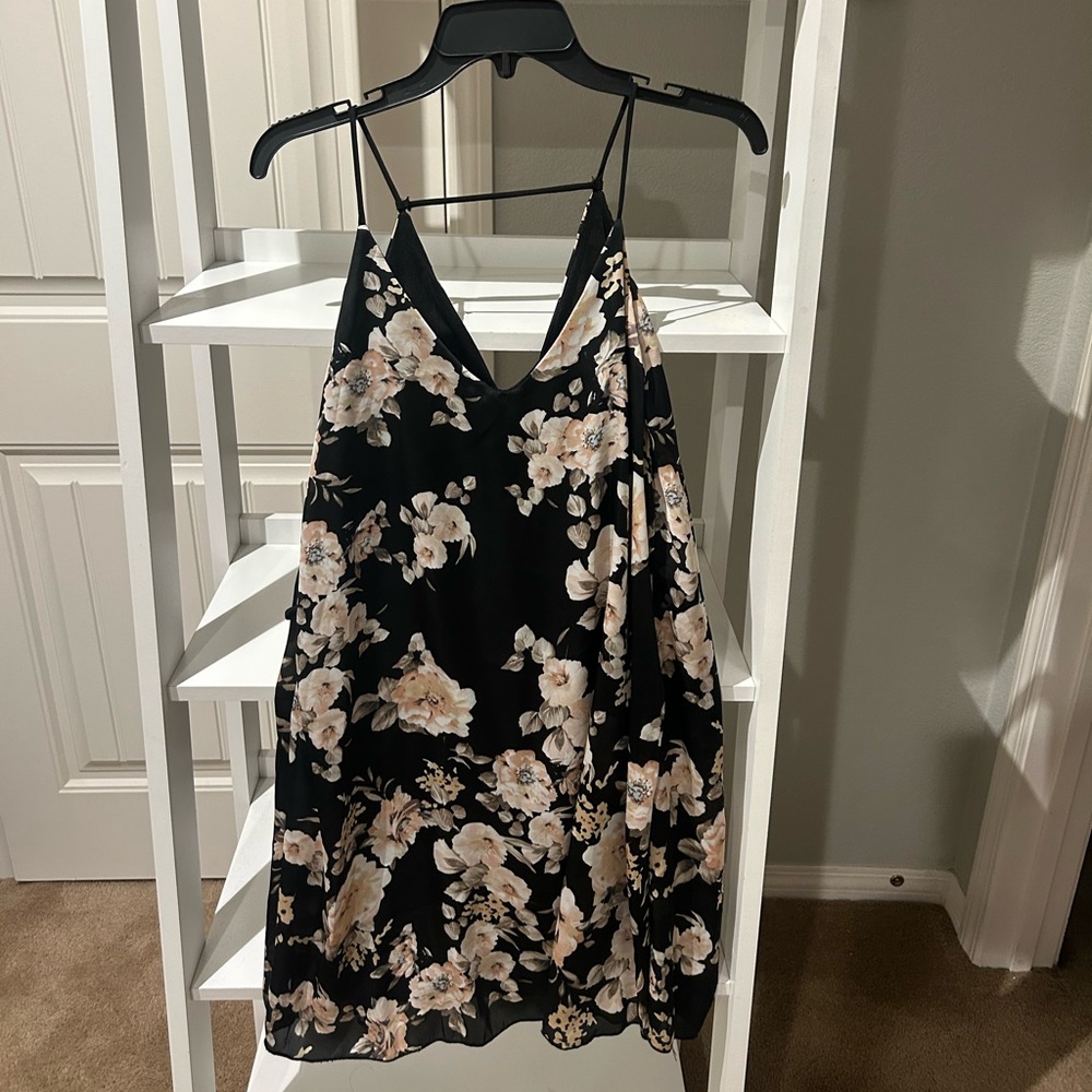 Floral dress size M